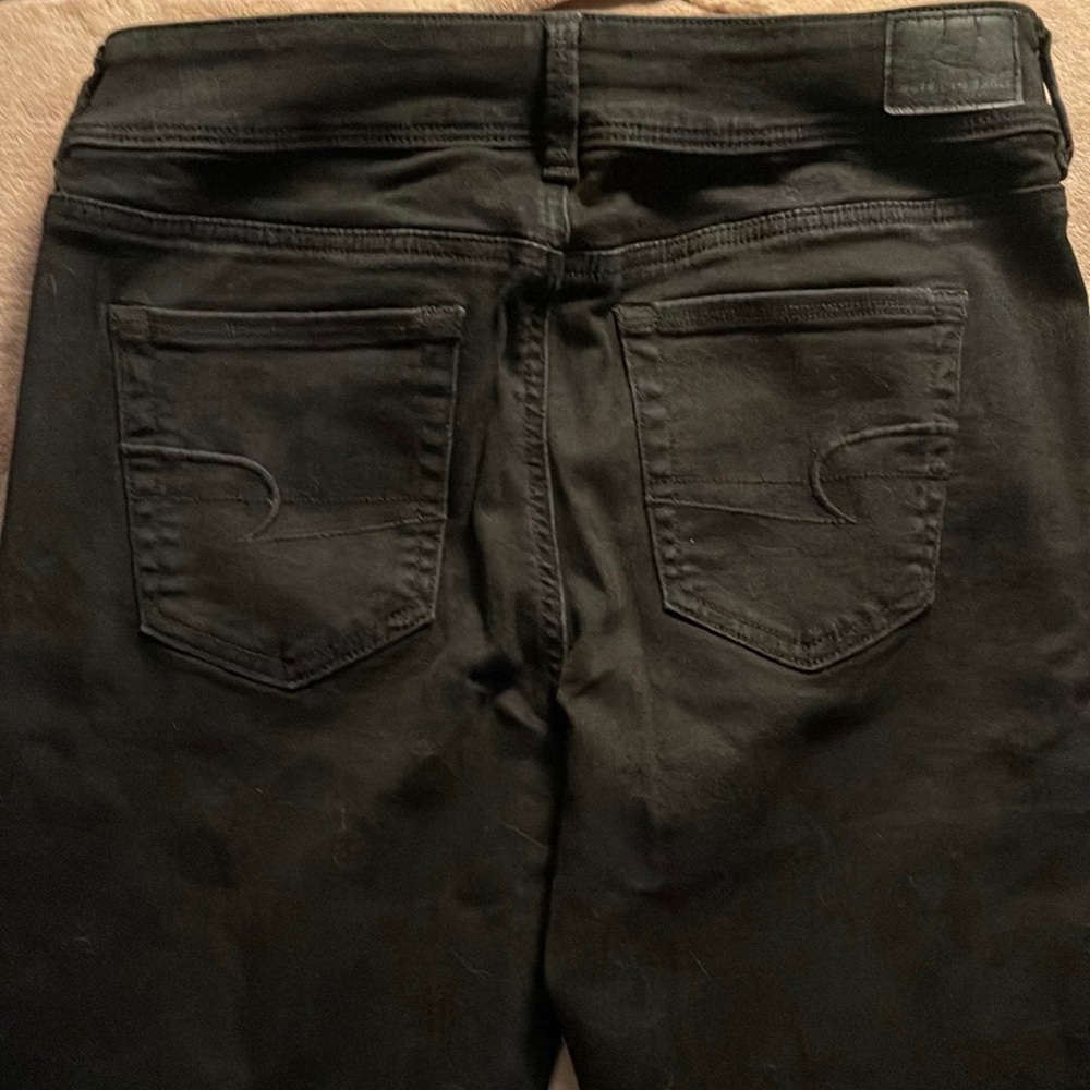 New black American Eagle jeans